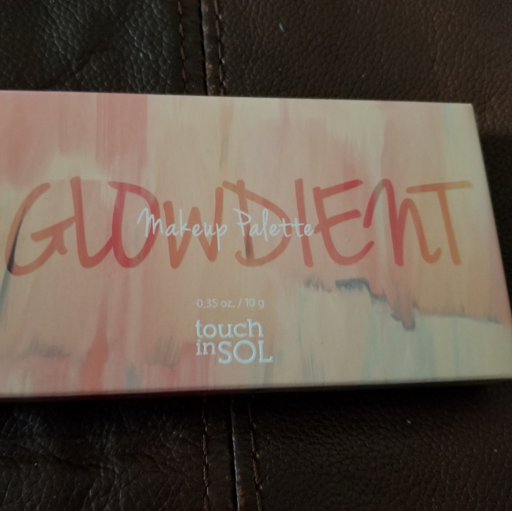 NEW GLOWDIENT PALLET Touch in sol